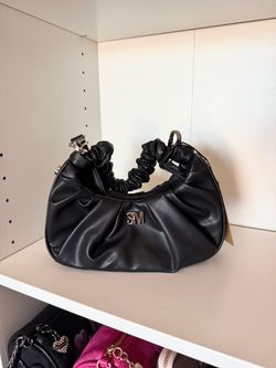 Steve Madden Mini Shoulder Bag – Black 🖤