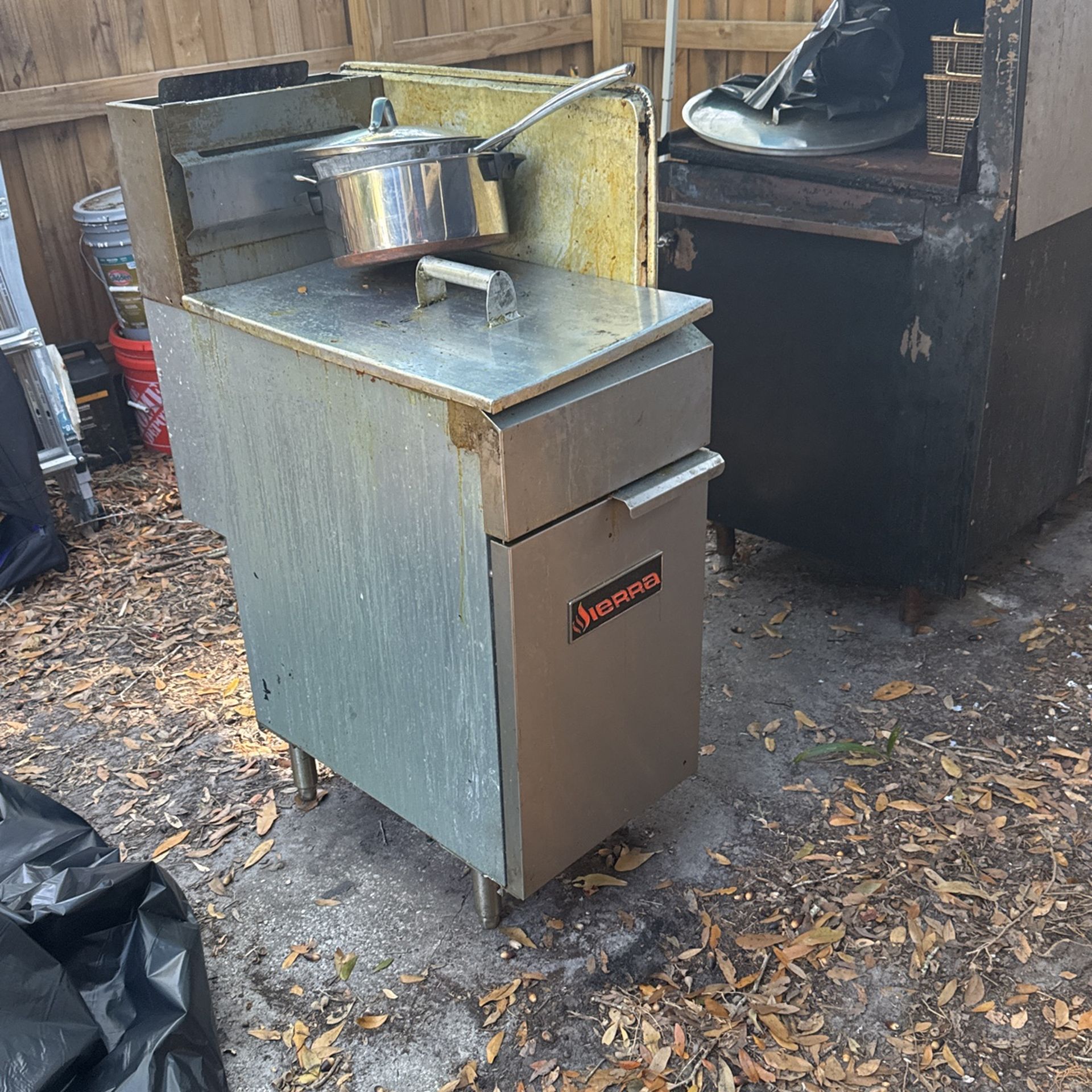 Commercial fryer