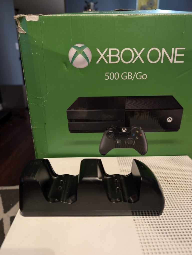 Xbox One Dual Controller Charger