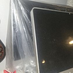 2 Apple Desktop Computers