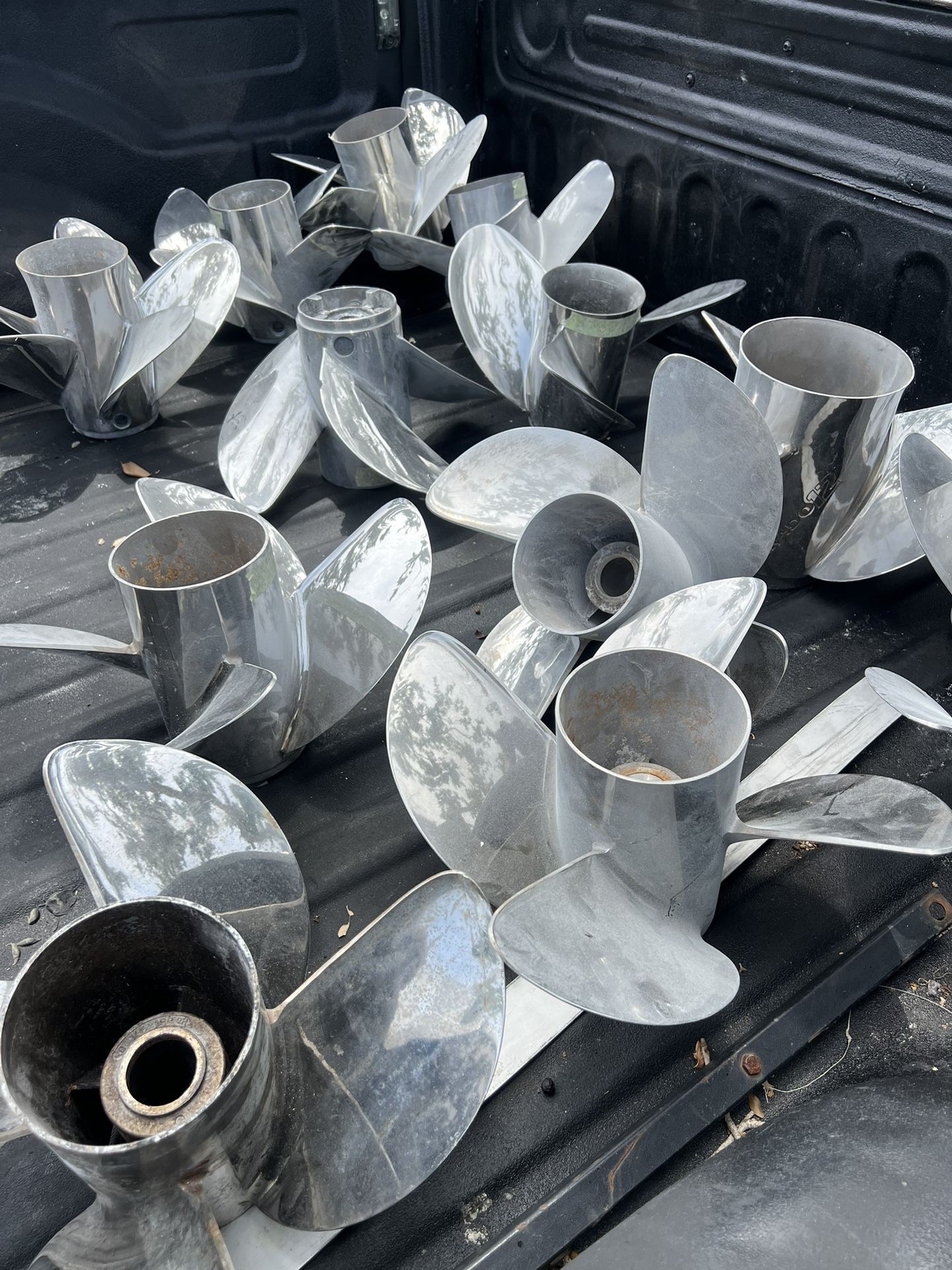 STAINLESS STEEL PROPS