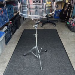 Pearl 6" Snare Drum, with Tall Stand