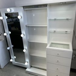 New White Sliding Mirror Vanity With Drawers