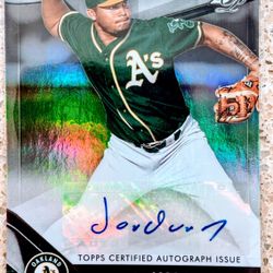 BOWMAN PLATINUM AUTOGRAPHED BASEBALL