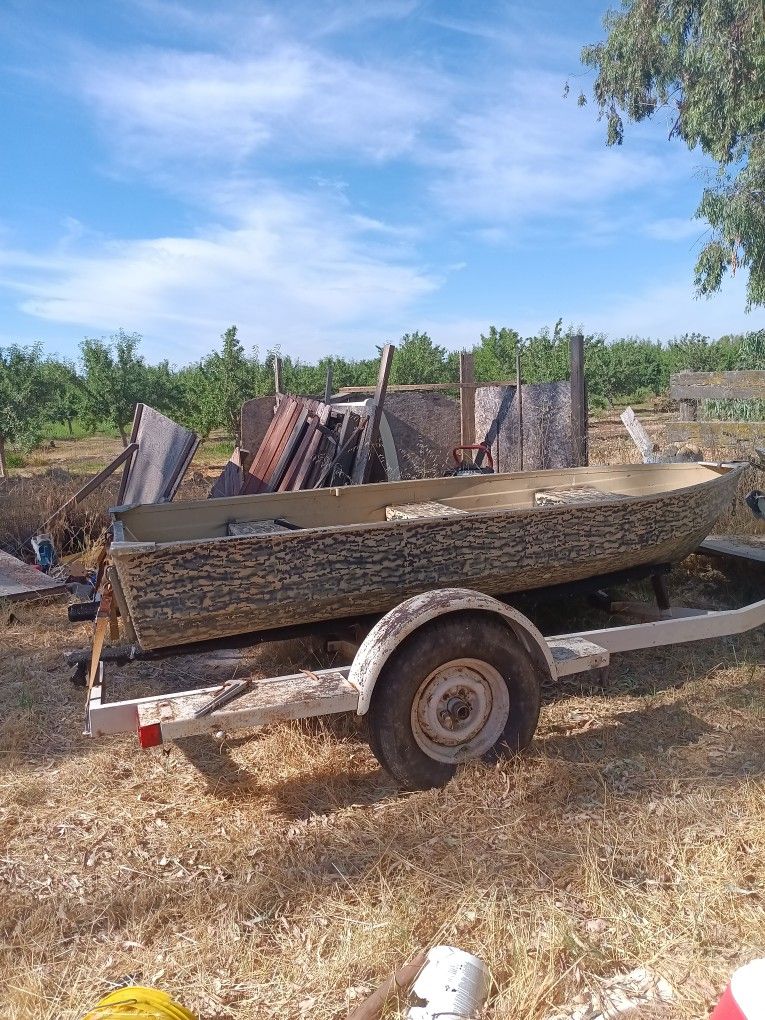 12 Ft. Aluminum Boat