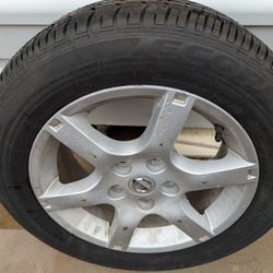 Nissan Altima tire and wheel

