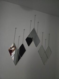 Diamond shape mirrors