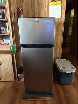 Galanz Refridgertor FREE MUST PICK Uzp