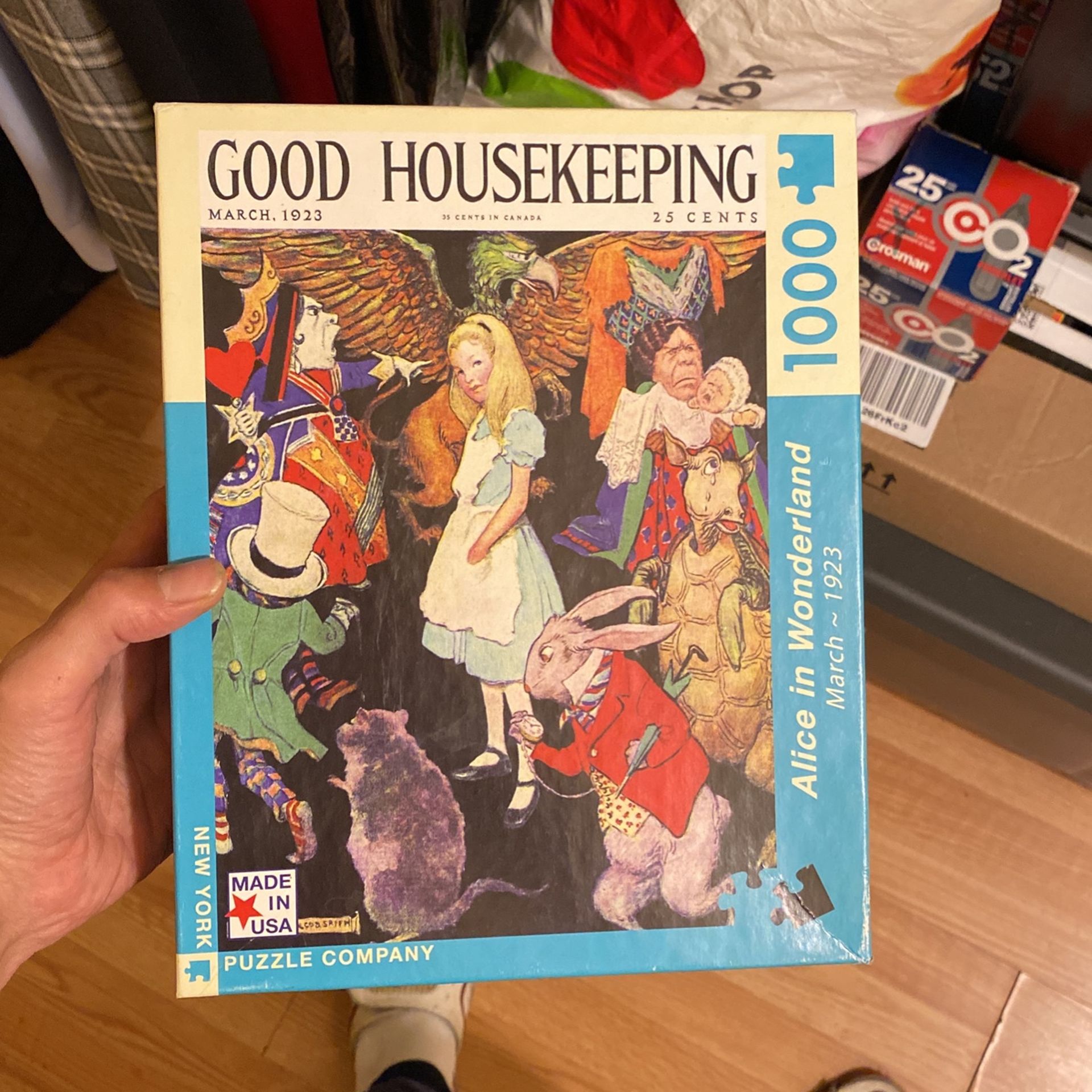 Alice In Wonderland Good Housekeeping, 1000 Piece Jigsaw Puzzle 1923 CHEAP! $15 Toys Games Vintage Disney