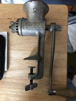 Vintage Universal 2 meat grinder