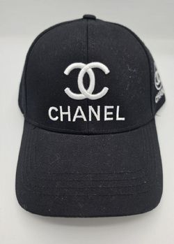 Premium Designer Style Caps – Exclusive & Stylish /  Gorras Premium de Estilo Diseñador – Elegancia y Exclusividad