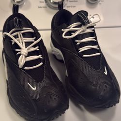 👟 Nike NOCTA Glide (Drake x Nike) – Women’s 7/ Men 11.5