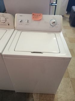 Kenmore Washing machine Washer white super size excellent . Warranty . Delivery available . 2203 Fowler st. Ft. Myers 33901
