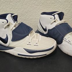 NIKE KYRIES SIZE 11.5   $35