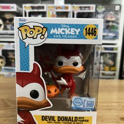 NEW IN HAND EXCLUSIVE Devil Donald Duck w/ Pumpkin Funko Pop #1446 Disney Mickey