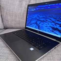 17 INCH HP LAPTOP WINDOW S 11 