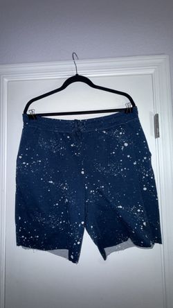 LuLaRoe Paint Splatter Jamie French Terry Shorts - Size Large