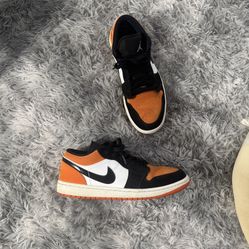 Jordan Low Shattered Backboards