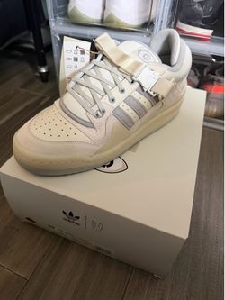 Bad bunny forum  HQ2153 Size 9