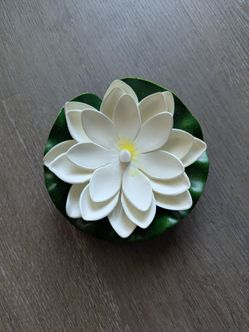 12 Artificial Floating Lotus Flower Lights  with Lily Pad