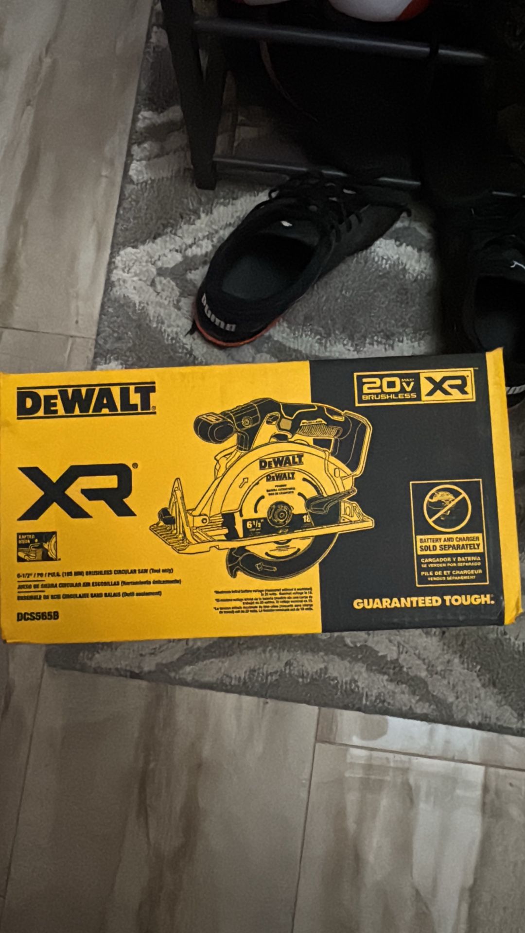 Dewalt 20V XR 6 1/2 Circular Saw