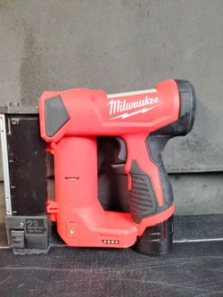 Milwaukee 23 Gauge Nail Gun!!!