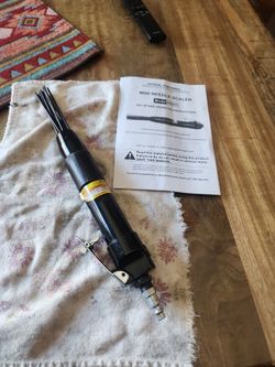 Pneumatic Mini Needle Scaler