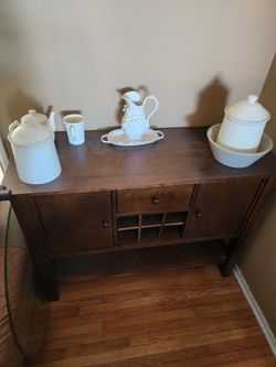 Living Room Wine Cabinet 