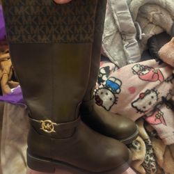 Girls New Size 11 MK Boots Never Worn