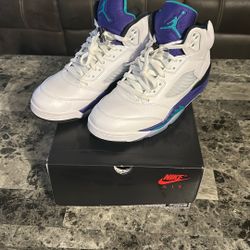 AIR JORDAN GRAPES SIZE 9.5 MENS