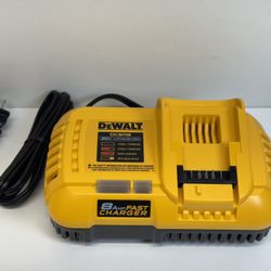 Brand New!! DeWalt 20V MAX / 60V MAX FLEXVOLT Lithium-Ion Fan Cooled Fast Battery Charger 