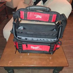 Milwaukee "15 Structured Tote 