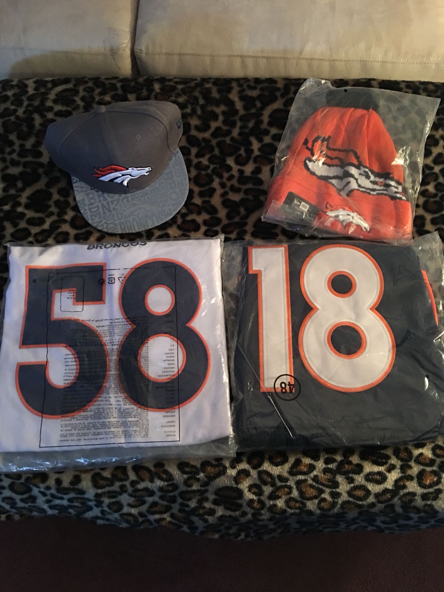 Broncos Jerseys & Hats