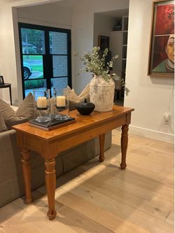 Broyhill Solid Wood Sofa Table | Entryway Console Table