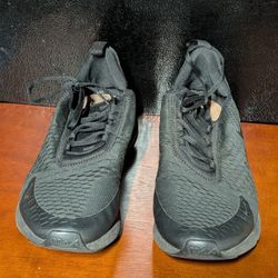 Nike Air 270