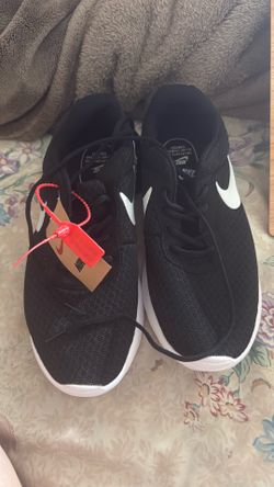 Nike Revolution Sneaker, Black, Men's Size: 9.5