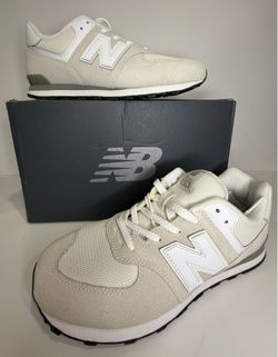 New Balance 574 Classic Cream Sneakers