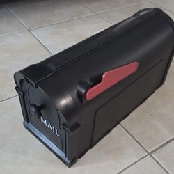 Postmaster General Approved US Plastic Mailbox This Mailbox Was Only Used For 3 Days
