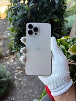 iPhone 13 Pro Max 128 GB Unlocked 84% Battery Health