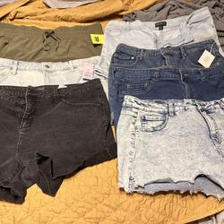 Women’s Shorts 16/18