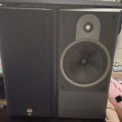 B&W 600 Series Speaker