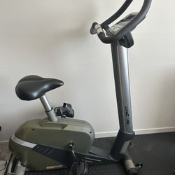 Lifecore 1050UBS exercise bike