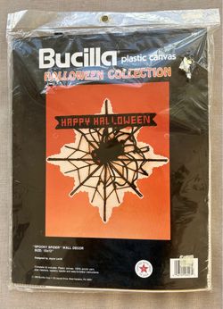 Bucilla Plastic Canvas Halloween Spooky Spider Wall Decor NEW