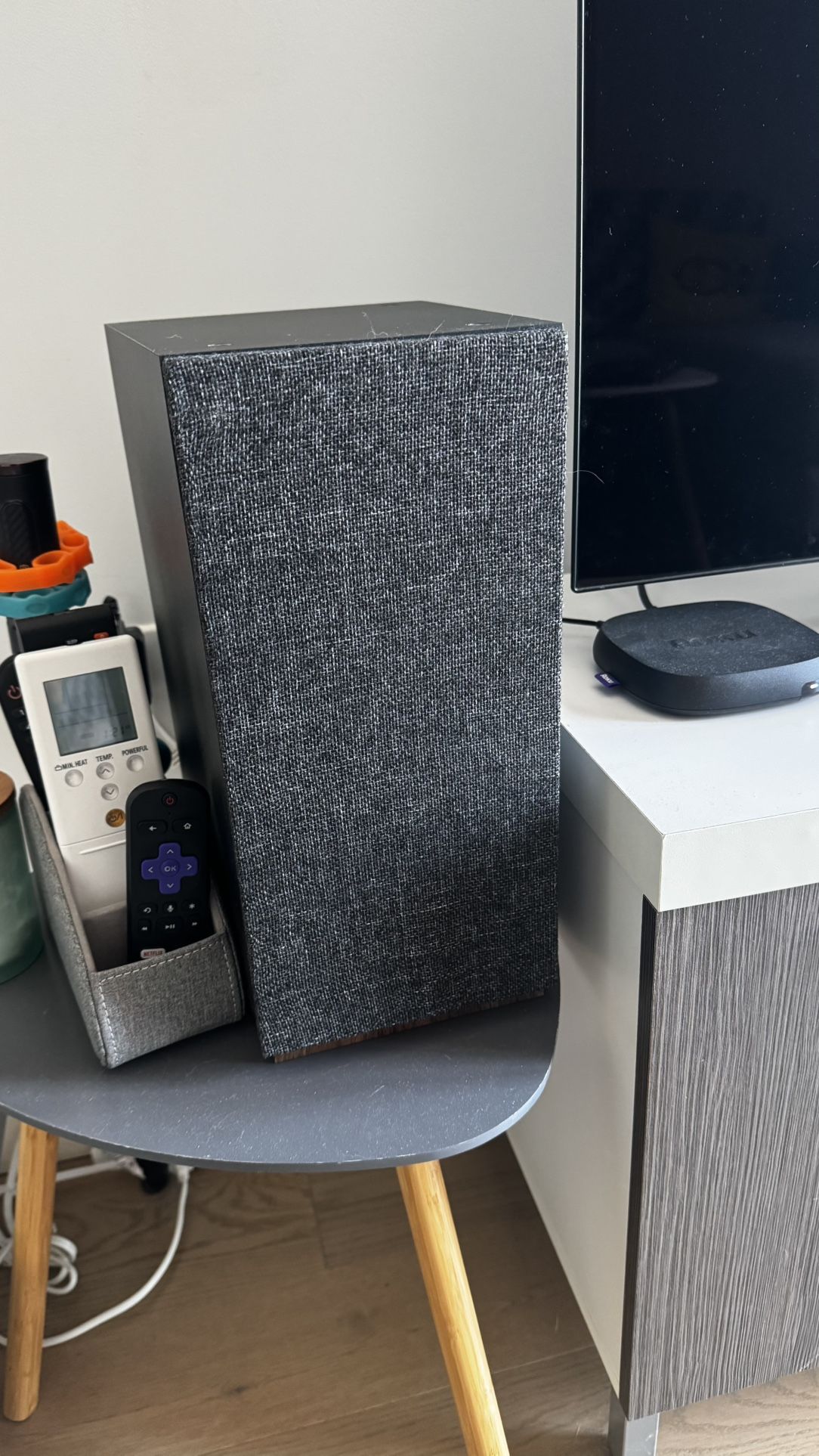 Jamo S 803 Bookshelf Speakers And S808 Subwoofer