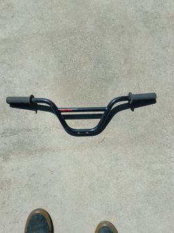 Redline MX24 cruiser bars.