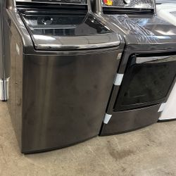 Lg Washer And Dryer Set 