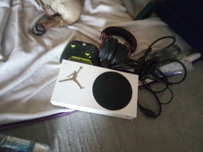 Full Bundle Xbox S 1 Tb 