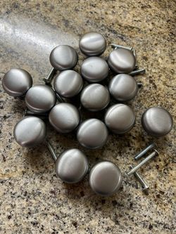 CABINET KNOBS