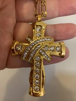 Awesome cross pendant