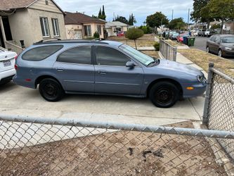 2001 Ford Taurus